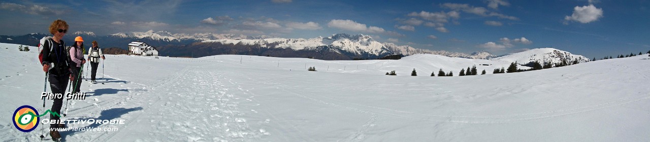 29 Panoramica dal Magnolini al Pora.jpg